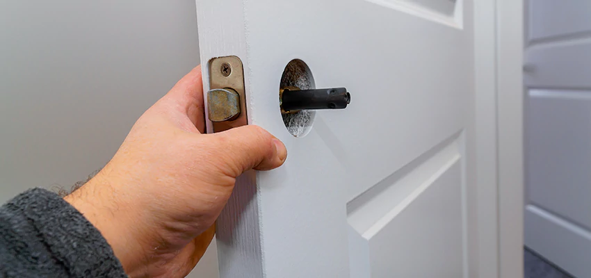 Nighttime Locksmith For Lock Repair in Queens, NY