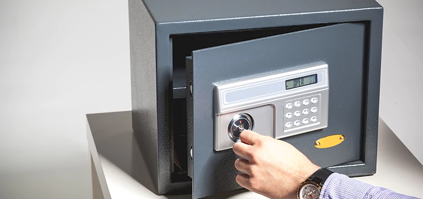 Jewelry Safe Unlocking Service in Queens, NY