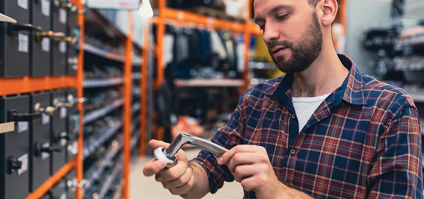 Locksmith For Retail Stores Lockout Services in Queens, NY